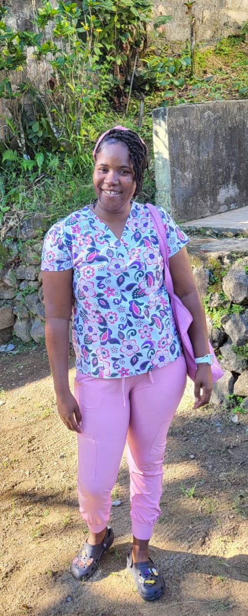 Shantana , Caregiver in St Andrew