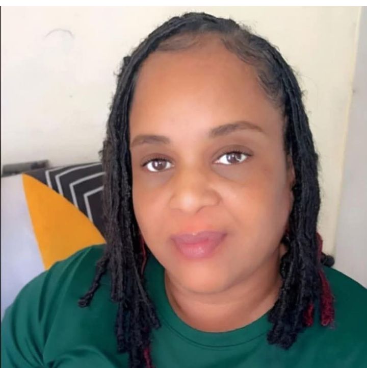 YVETTE , Caregiver in Manchester