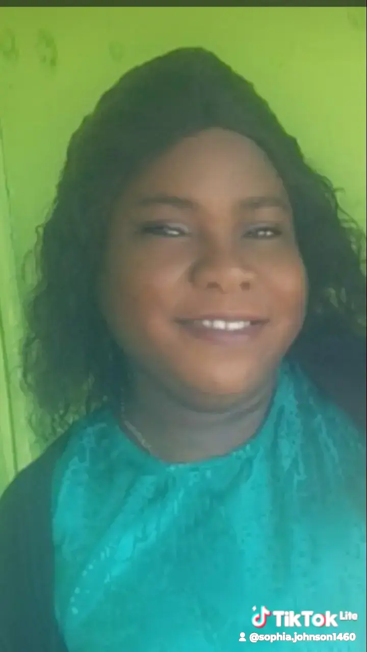 Sophia, Caregiver in Kingston